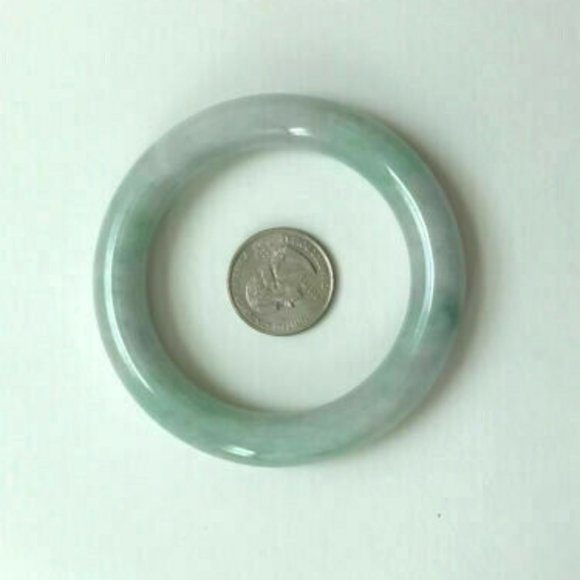 White Light Green Round Natural Jade Bangle Bracelet 57 mm diameter Heavy JH2 - Picture 2 of 6